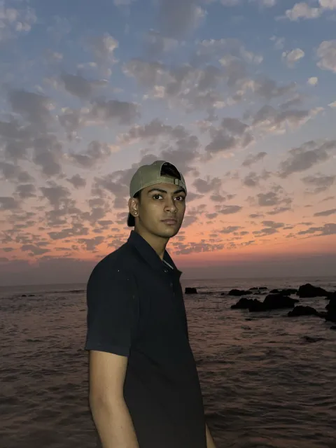 Nimesh SUTHAR